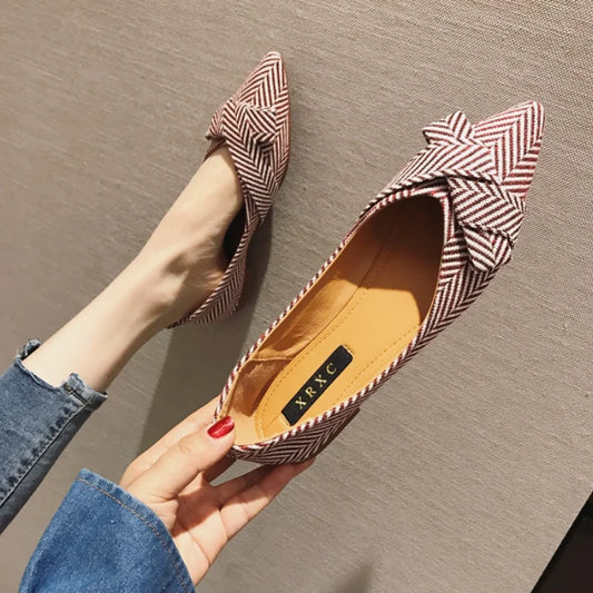 Women Flats Pointed Toe Bowknot Black Red Extra Big, Size 43 44 45 46 Plus Small Size 31 32 33 Lady Flat Heel Shoes Casual Shoes (Please Consult Size Chart)